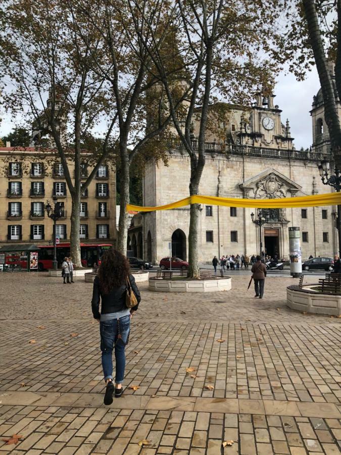Apartamento Minimalista En El Corazon De Bilbao Eksteriør bilde